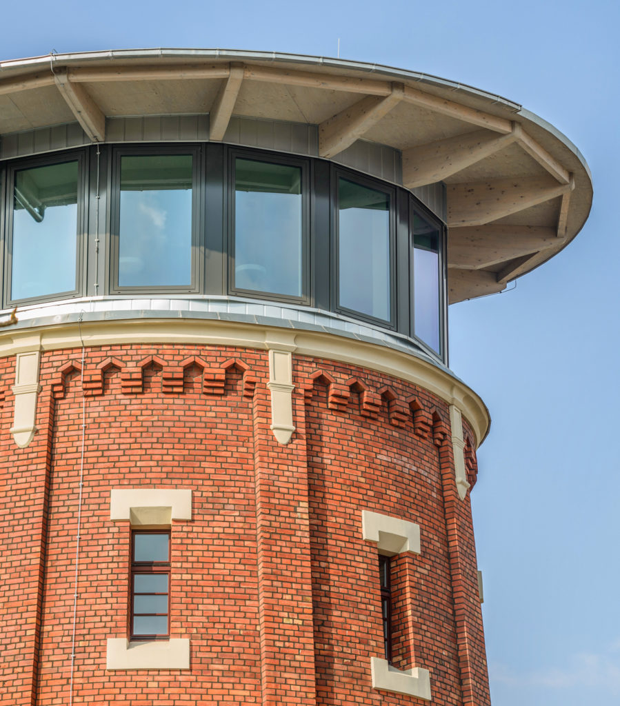 Garantiert schimmelfrei: Historischer Wasserturm mit innovativer Innendämmung ausgestattet von biobaunetz.blog