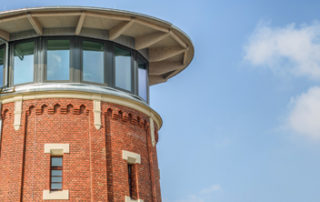 Garantiert schimmelfrei: Historischer Wasserturm mit innovativer Innendämmung ausgestattet von biobaunetz.blog