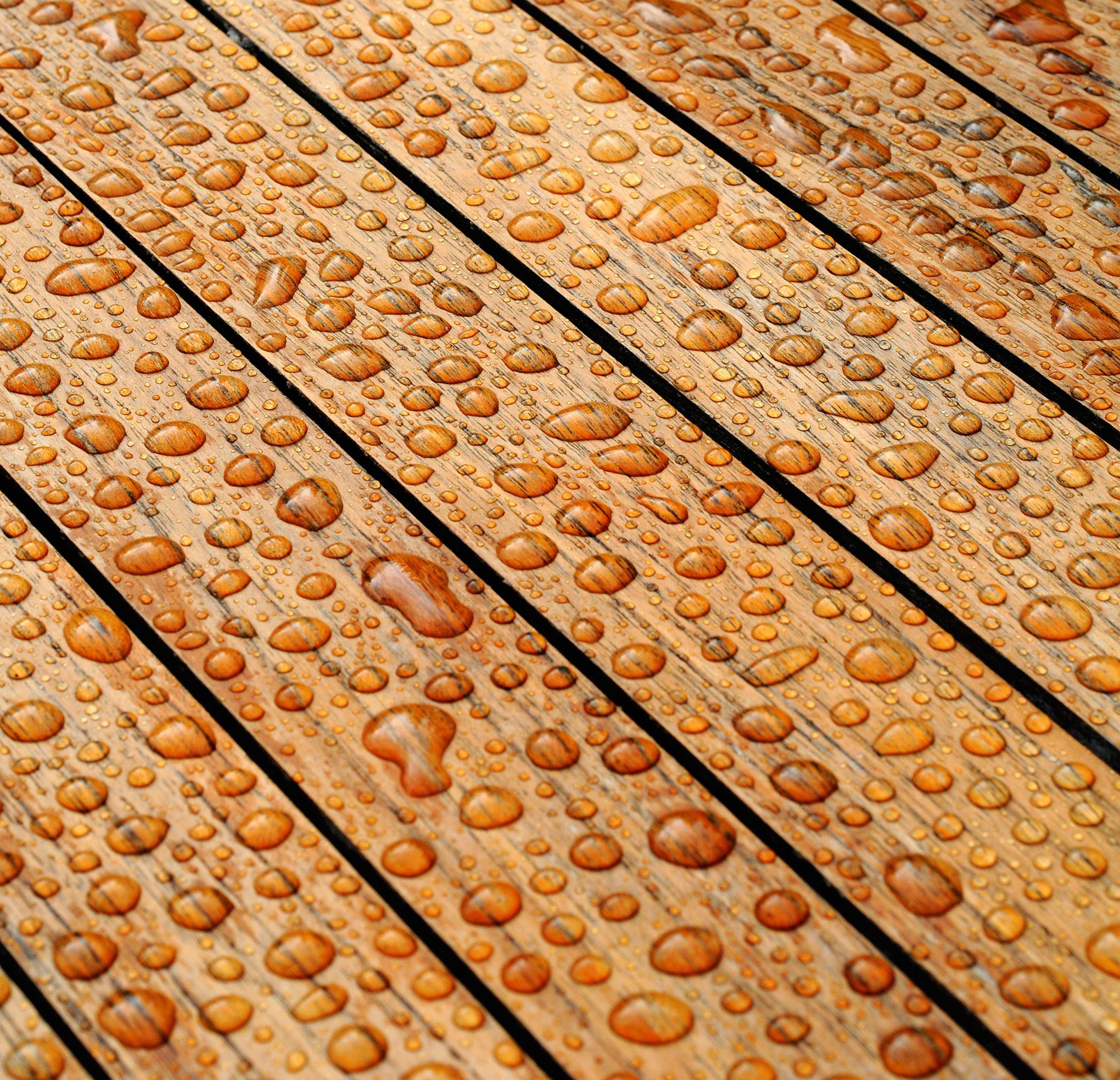 Natürliches Anti-Aging für ergraute Holzdielen von biobaunetz.blog